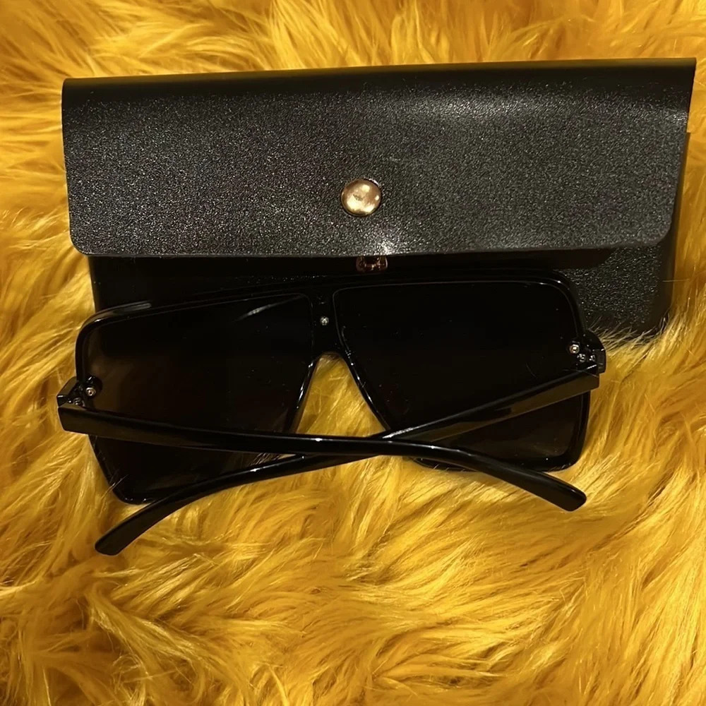 Vintage Fashion Oversized sunglasses with  case - Picture 5 of 11